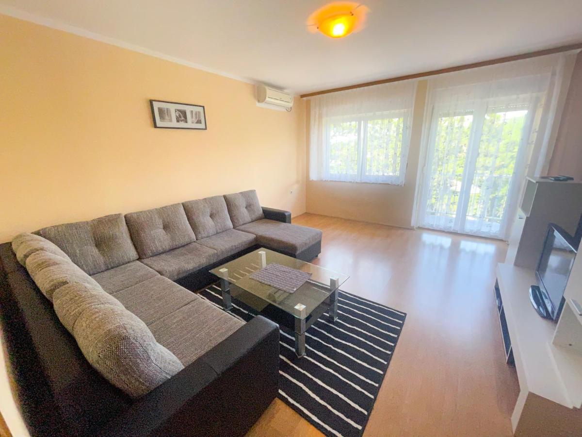 Combaj Apartment Jadranovo