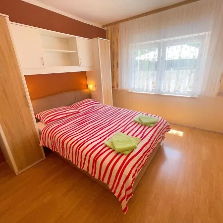 Apartmani Combaj Jadranovo Exterior photo