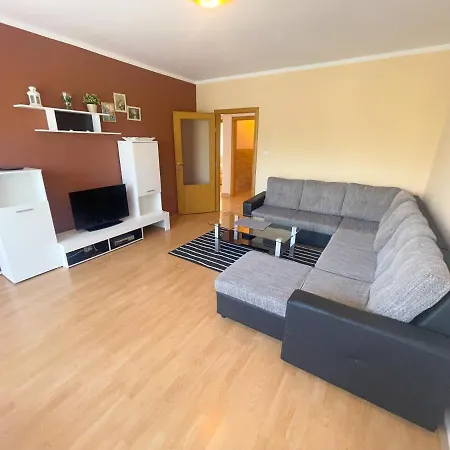 Apartmani Combaj Jadranovo Exterior photo